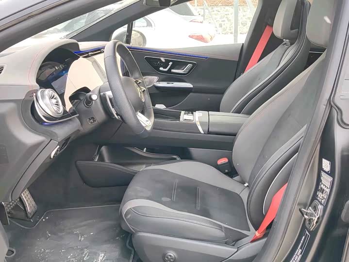 Фото 3 - Mercedes-Benz EQE AMG