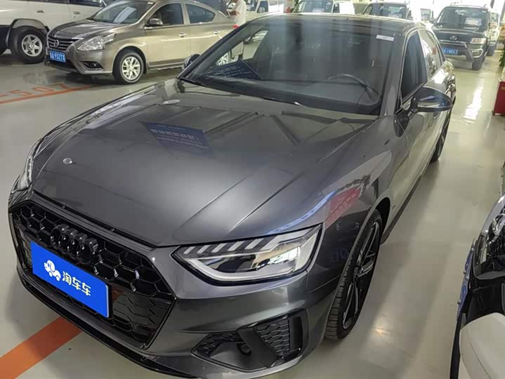 Фото 1 - Audi A4L