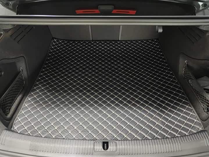 Фото 4 - Audi A4L