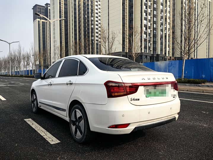 Фото 3 - Dongfeng Aeolus E70