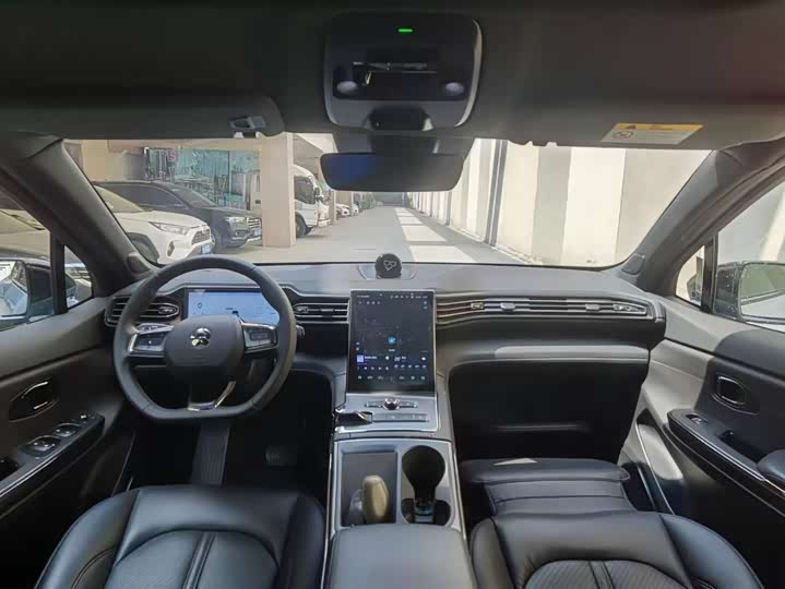 Фото 4 - Nio ES6