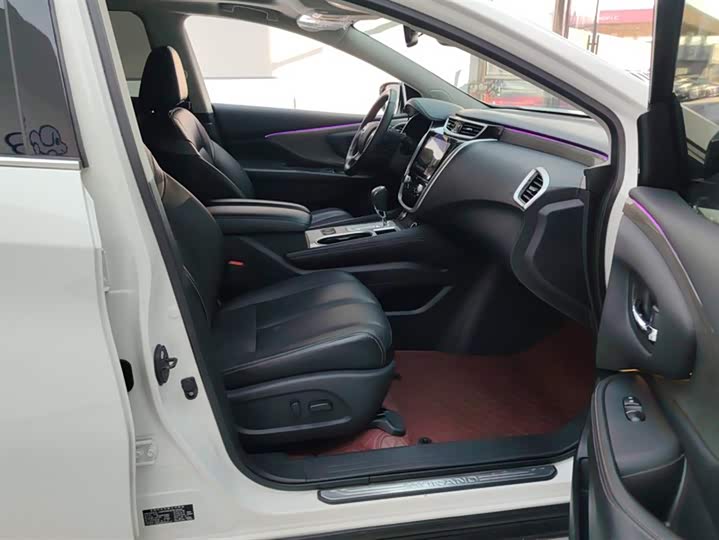 Фото 8 - Nissan Murano