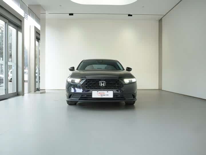 Фото 3 - Honda Accord