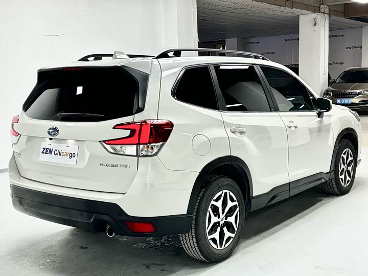 Фото 5 - Subaru Forester