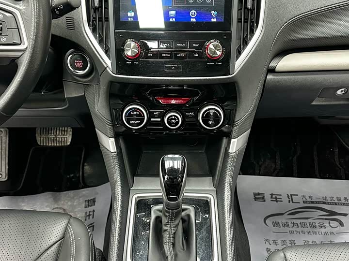 Фото 7 - Subaru Forester