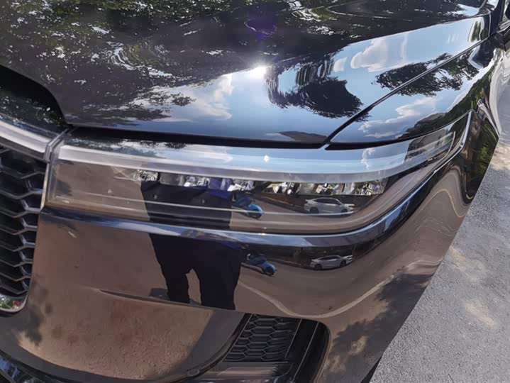 Фото 5 - LiXiang One