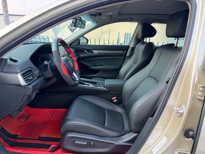 Фото 7 - Honda Inspire