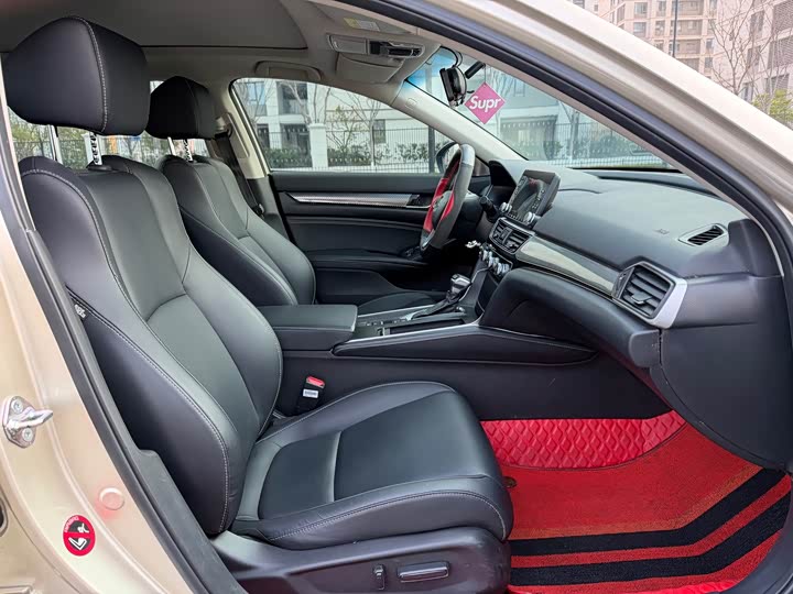 Фото 8 - Honda Inspire