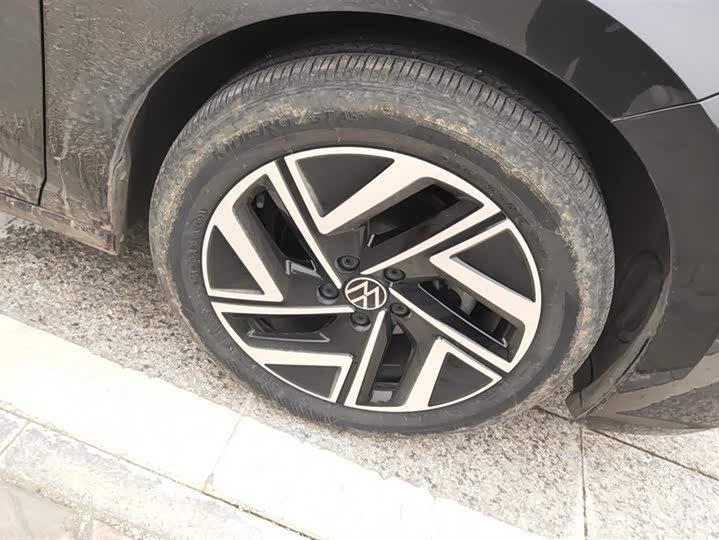 Фото 6 - Volkswagen Sagitar L