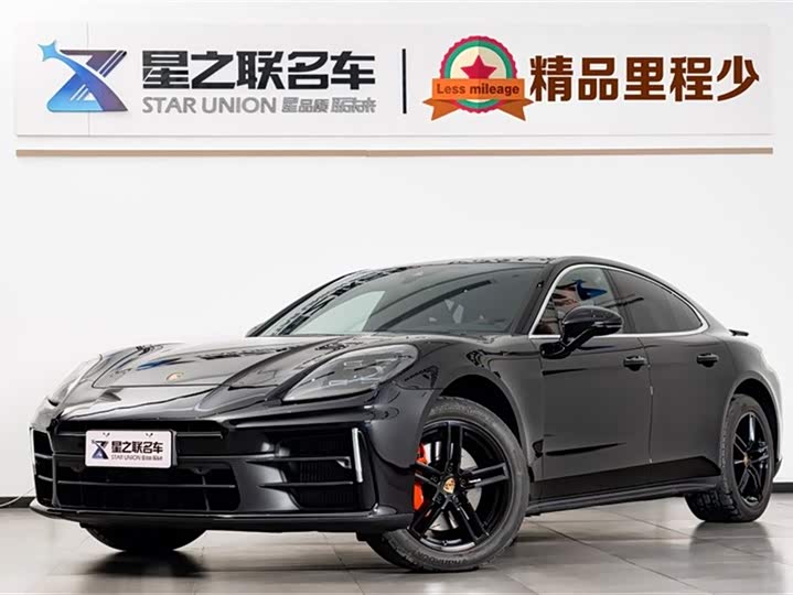 Фото 1 - Porsche Panamera