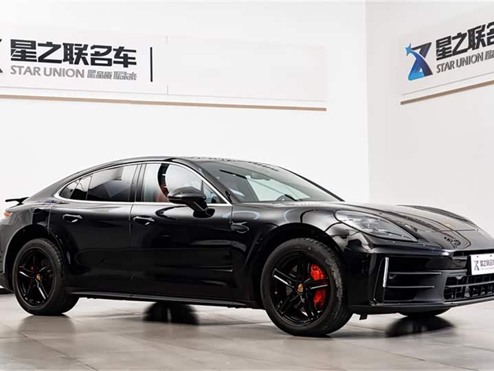 Фото 7 - Porsche Panamera