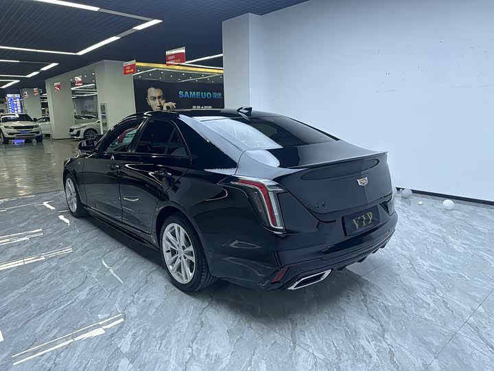 Фото 7 - Cadillac CT4
