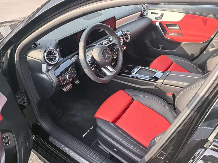 Фото 5 - Mercedes-Benz A-Class AMG