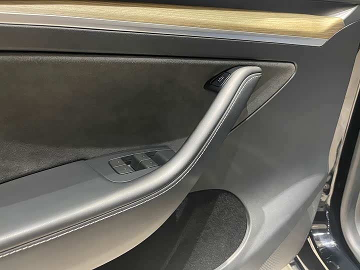 Фото 7 - Tesla Model Y