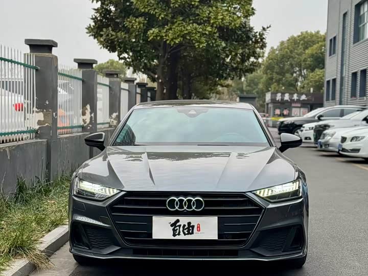 Фото 2 - Audi A7