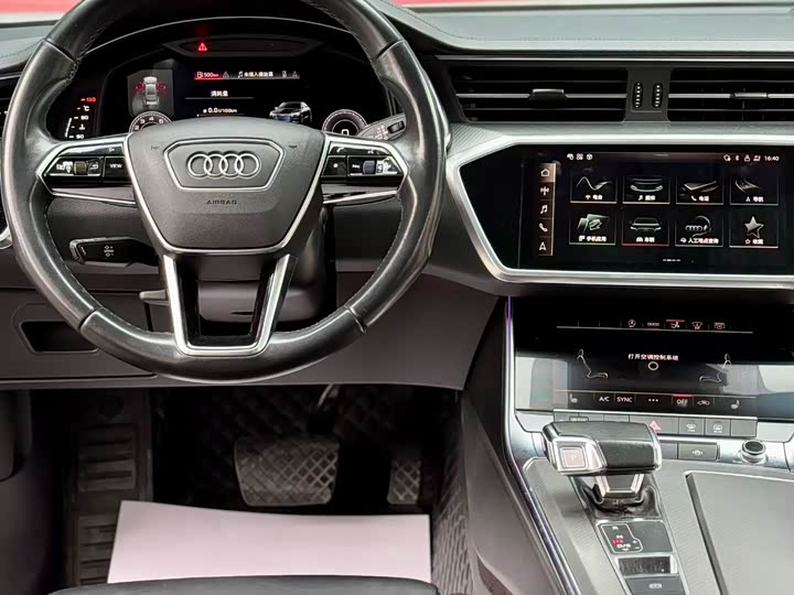 Фото 5 - Audi A7