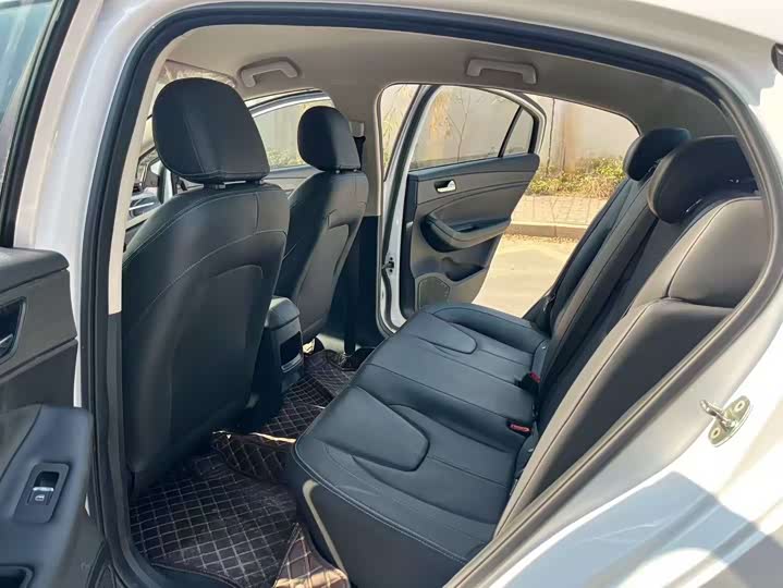 Фото 7 - Chery Arrizo 5