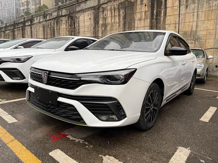 Фото 3 - Roewe i5