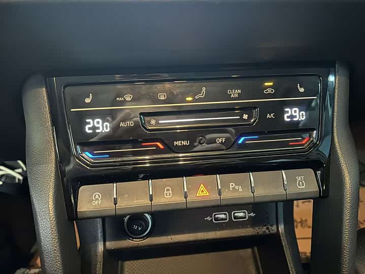 Фото 6 - Skoda Karoq