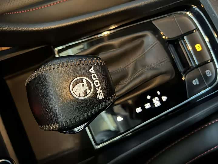 Фото 7 - Skoda Karoq