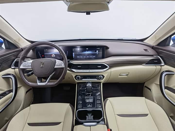 Фото 5 - Bestune T77