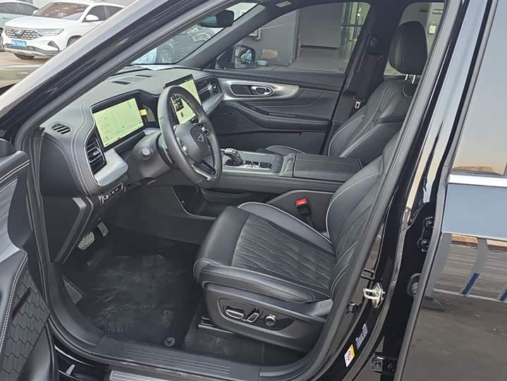 Фото 9 - GAC Trumpchi GS8