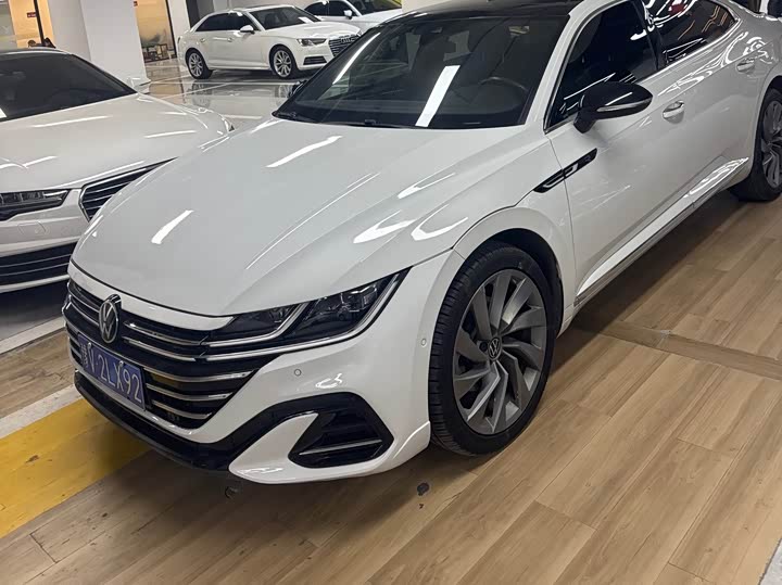 Фото 1 - Volkswagen CC