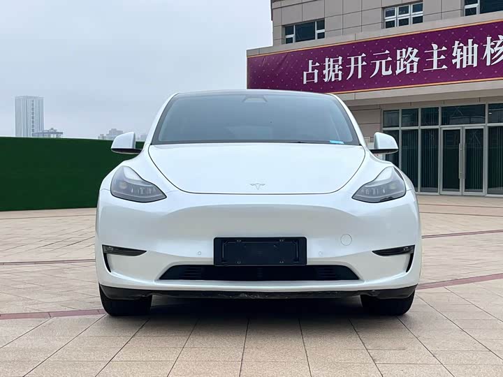 Фото 2 - Tesla Model Y