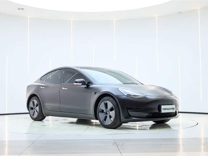 Фото 5 - Tesla Model 3