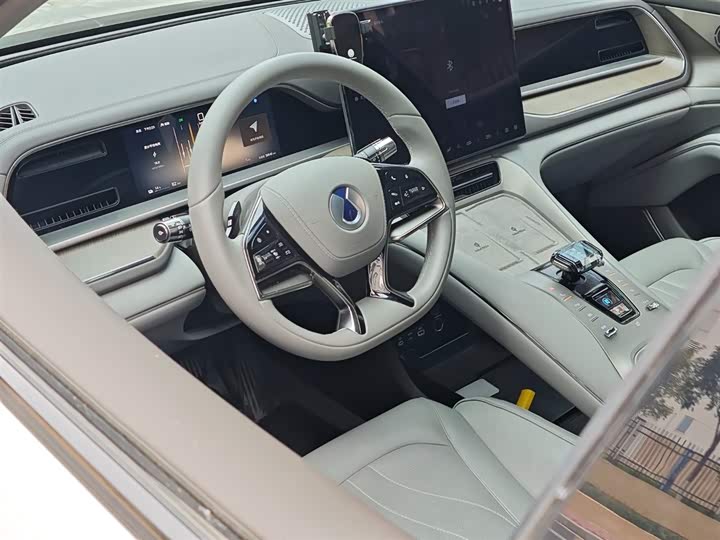 Фото 7 - Denza N7