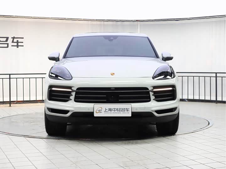 Фото 2 - Porsche Cayenne Hybrid