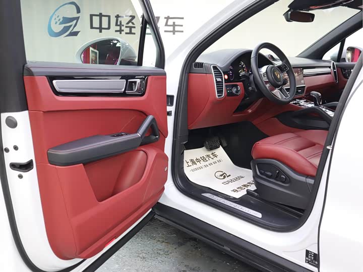 Фото 6 - Porsche Cayenne Hybrid