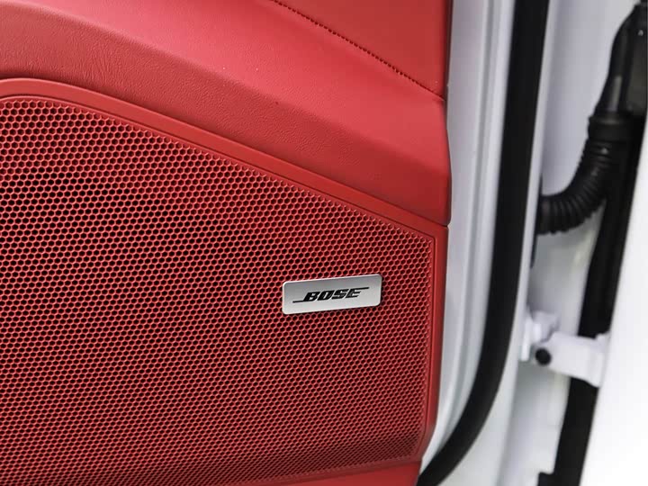 Фото 7 - Porsche Cayenne Hybrid