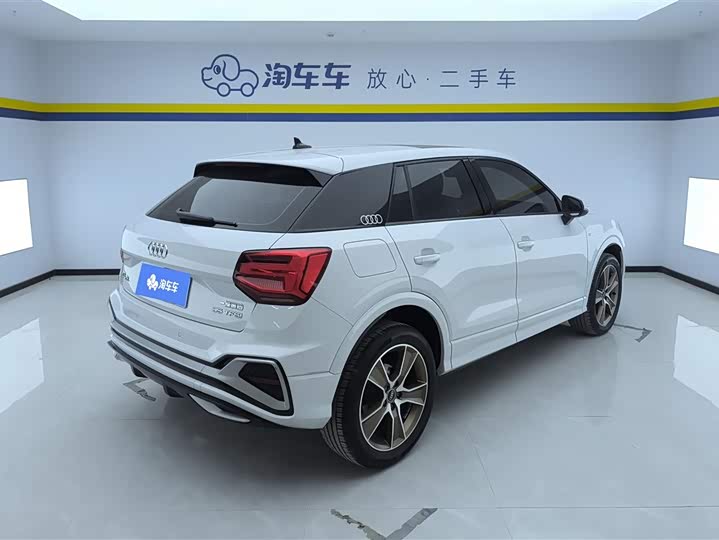 Фото 3 - Audi Q2L