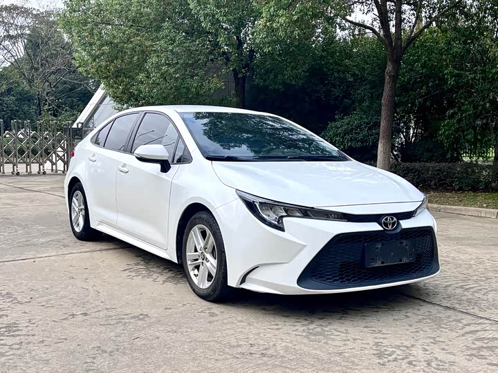 Фото 3 - Toyota Levin