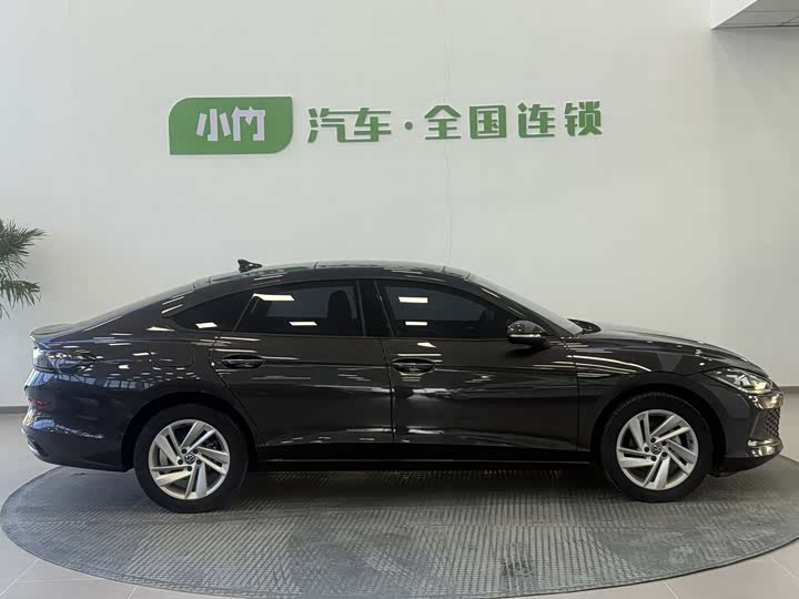 Фото 5 - Volkswagen Lamando L