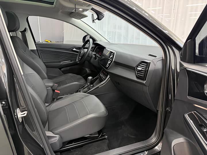 Фото 8 - Jetta VS7