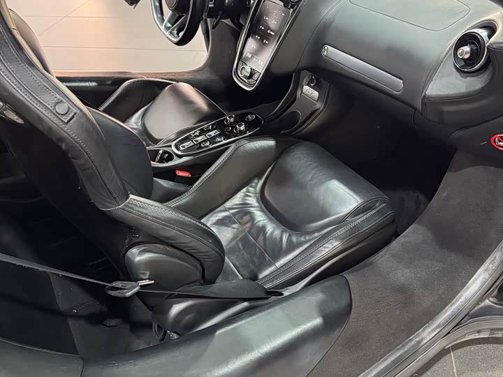 Фото 7 - McLaren GT