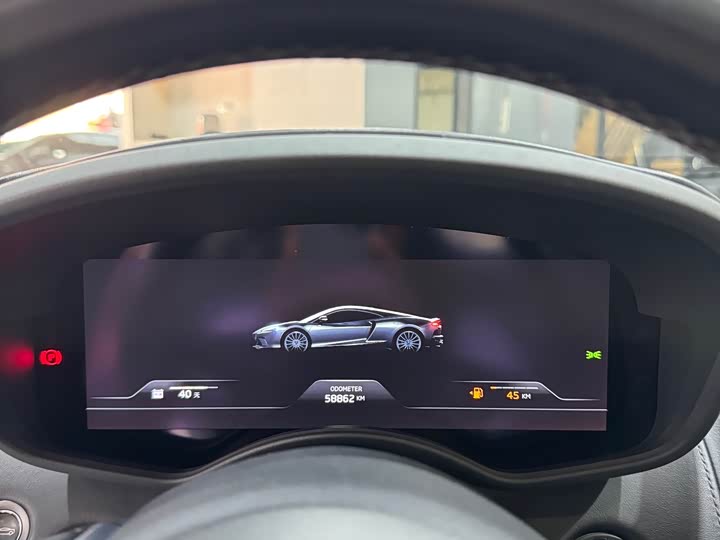 Фото 9 - McLaren GT