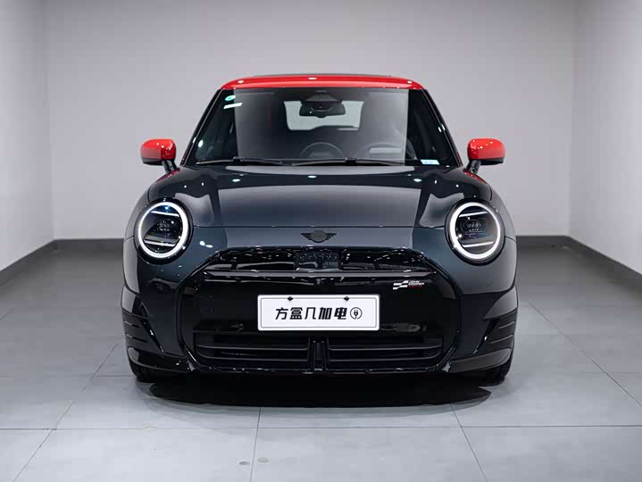 Фото 4 - Mini Cooper