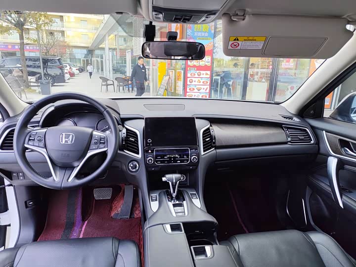 Фото 6 - Honda Avancier