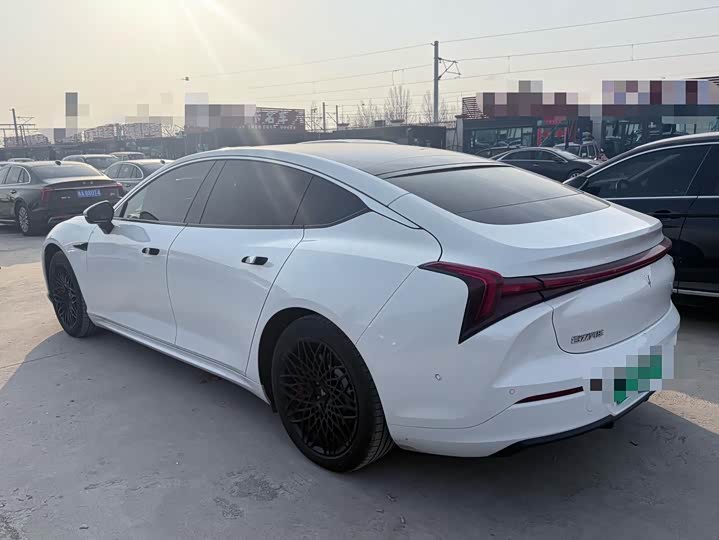 Фото 8 - Hozon S