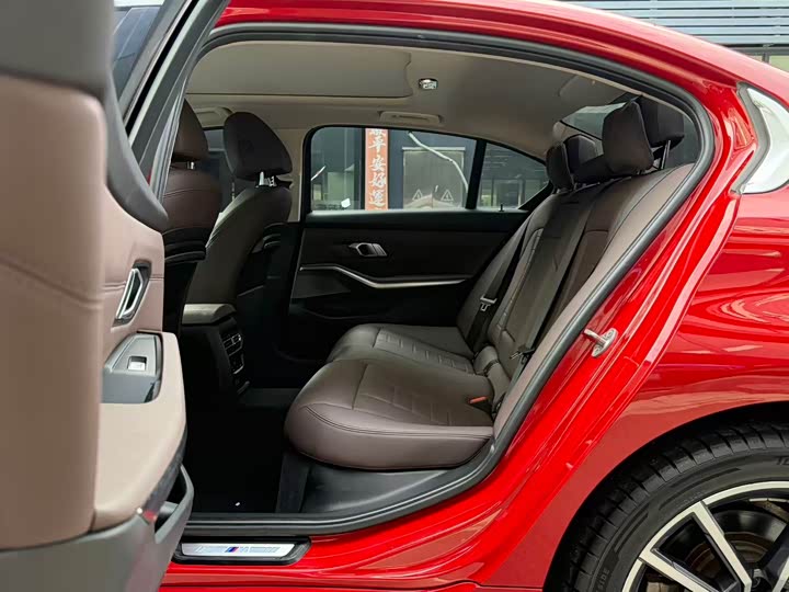 Фото 6 - BMW 3 Series