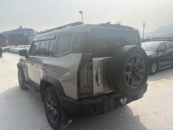 Фото 8 - Jetour T2