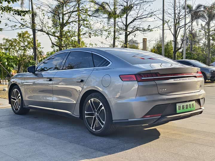 Фото 5 - BYD Han