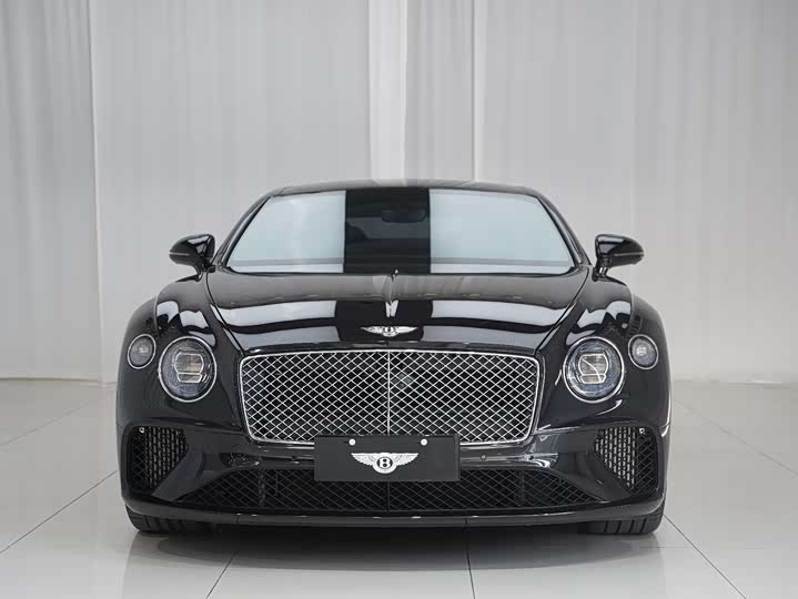 Фото 2 - Bentley Continental GT