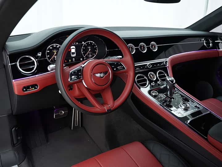 Фото 4 - Bentley Continental GT