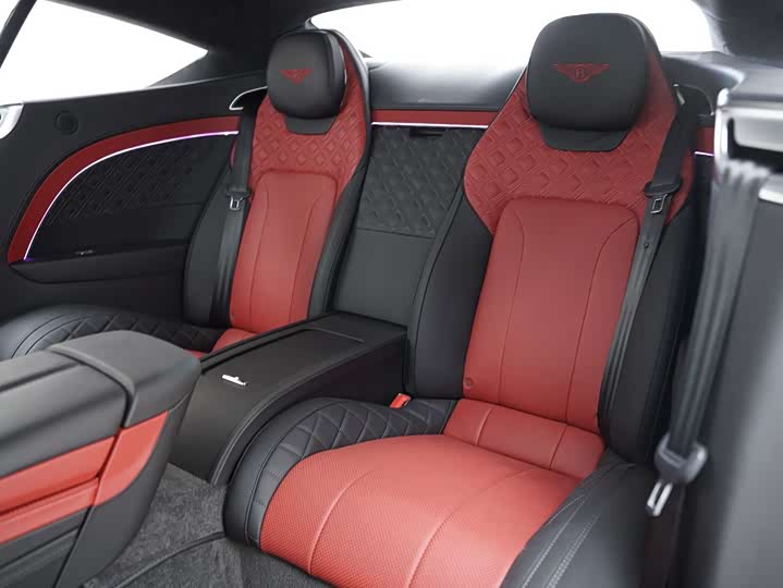 Фото 7 - Bentley Continental GT