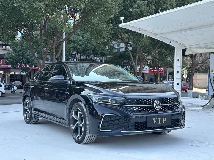 Фото 3 - Volkswagen Passat