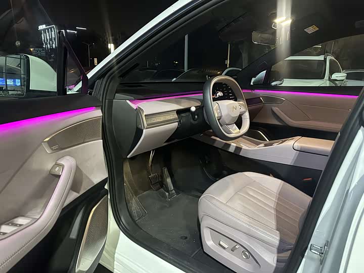 Фото 4 - Nio Onvo L60